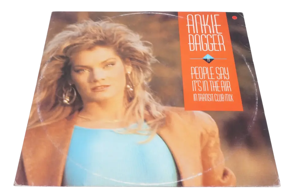Ankie Bagger – People Say It's In The Air (In Transit Club Mix)