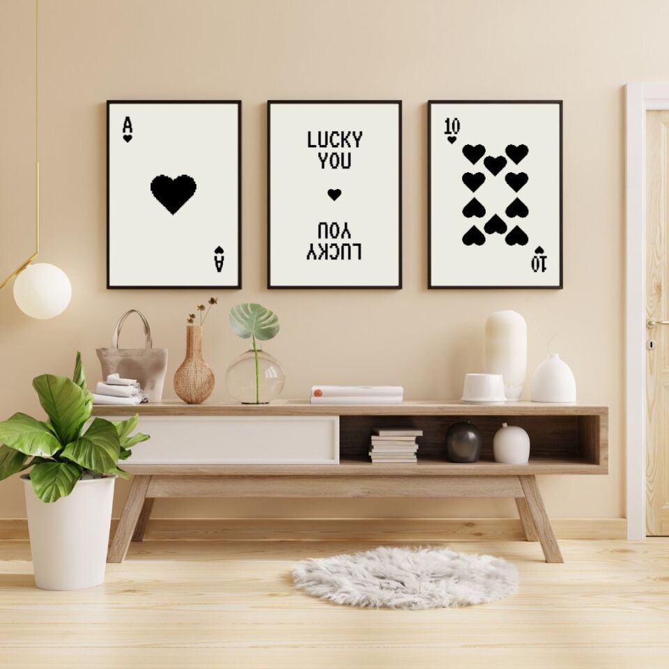Siyah Kartlar Duvar Tablosu Çerçeveli 3'lü Set
