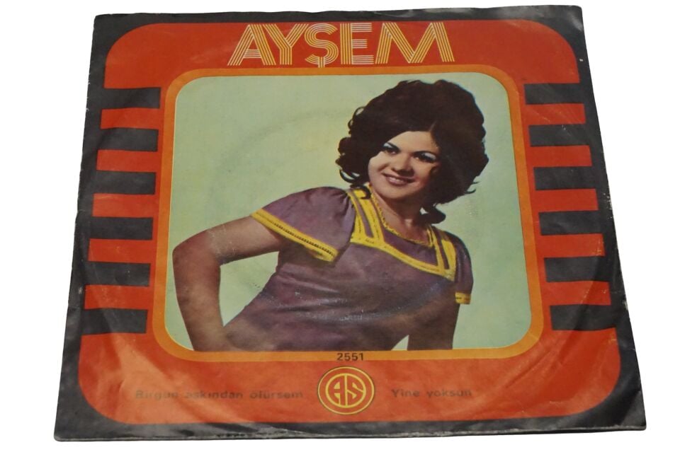 Ayşem Birgün Aşkından Ölürsem / Yine Yoksun - Plak