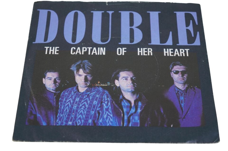 Double The Captain Of Her Heart - Plak
