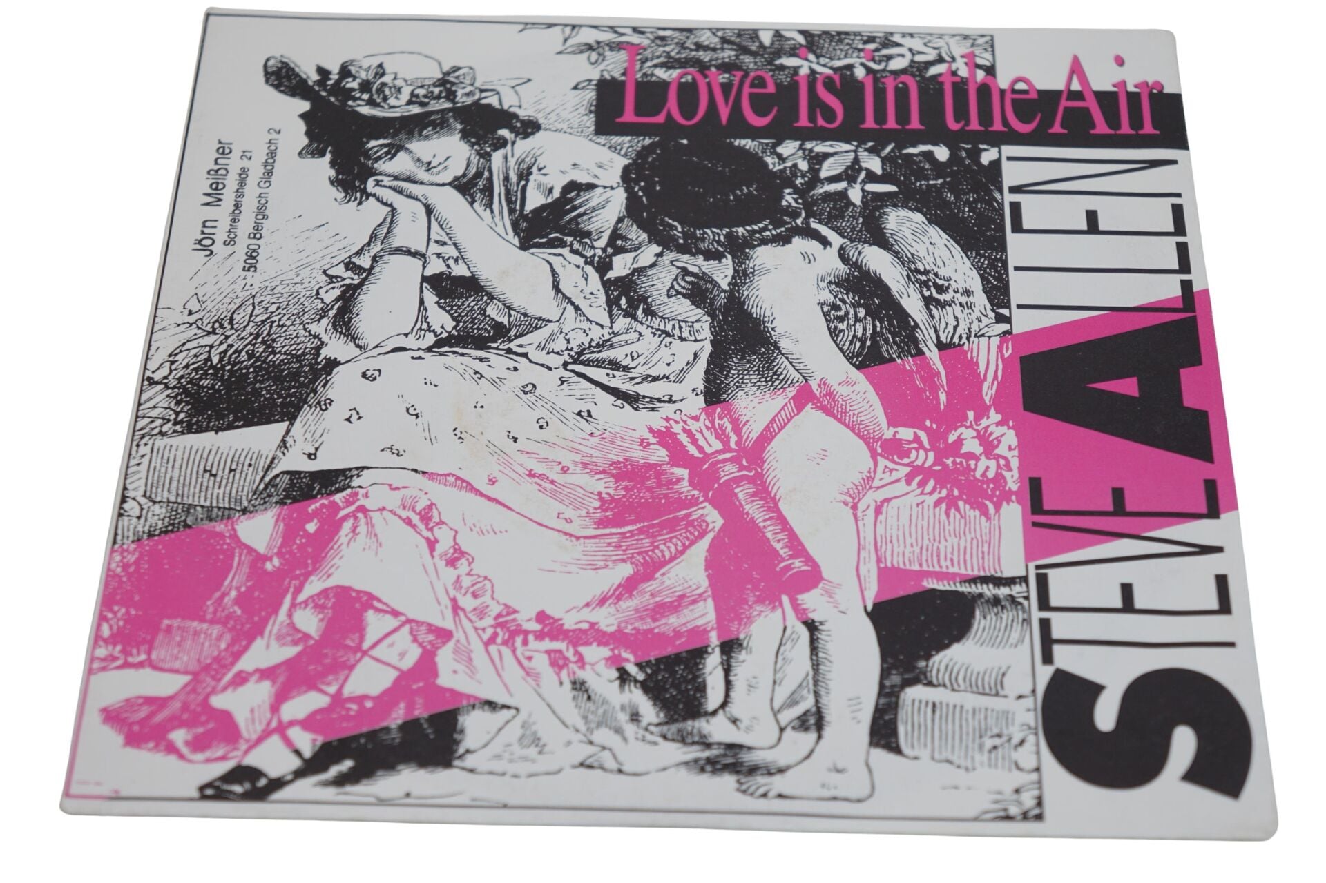 Steve Allen Love Is In The Air - Plak